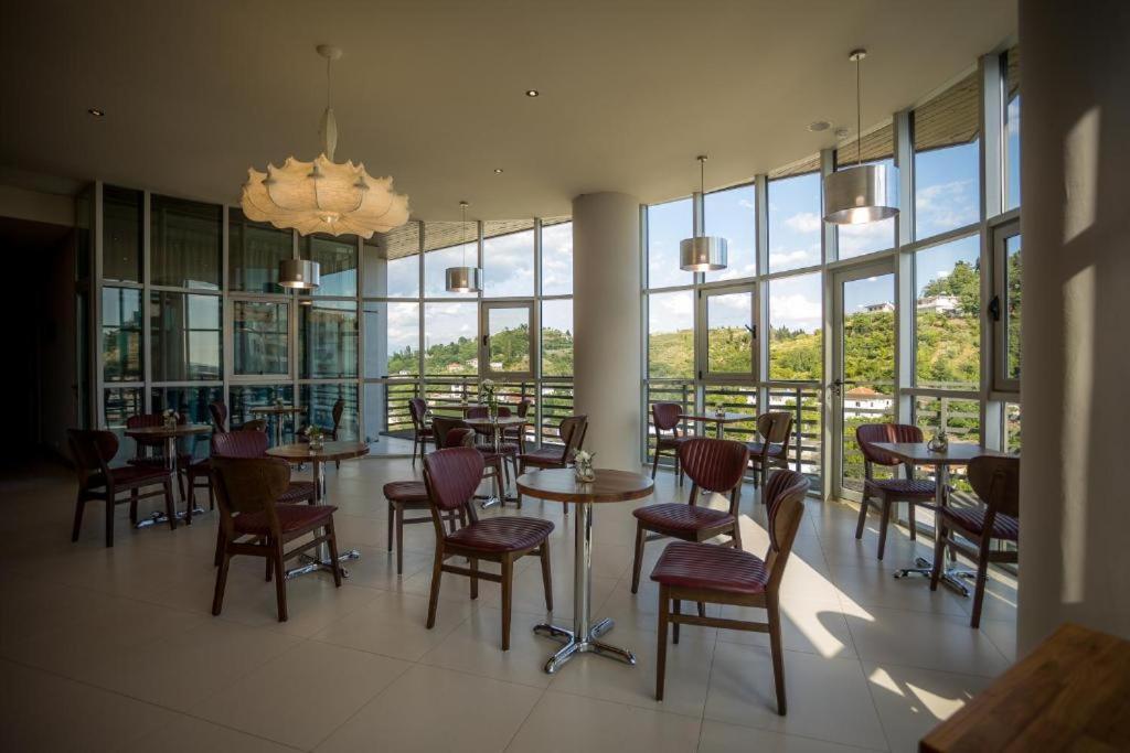 Sky Hotel Shkodër Eksteriør bilde